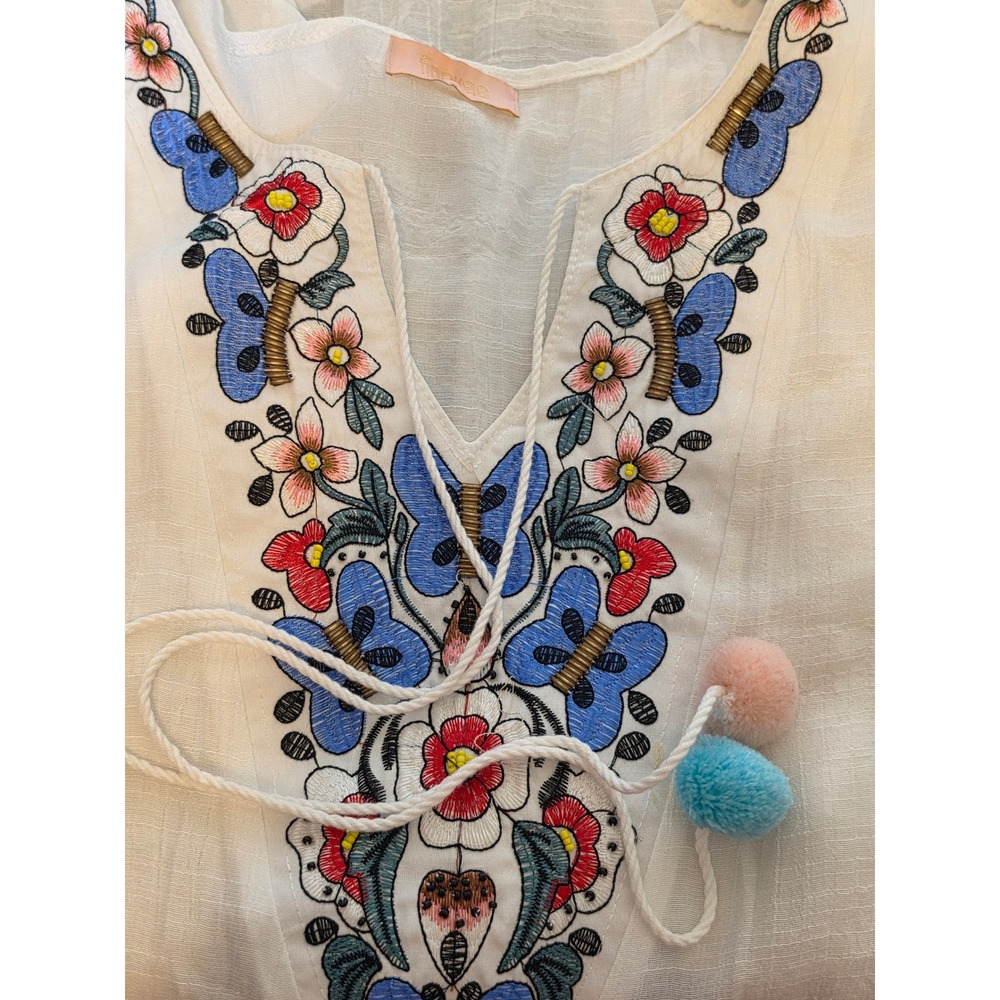 Finovas White Embroidered Butterfly Floral Tunic Top Crochet Trim Pom Pom Tassel - Picture 4 of 11